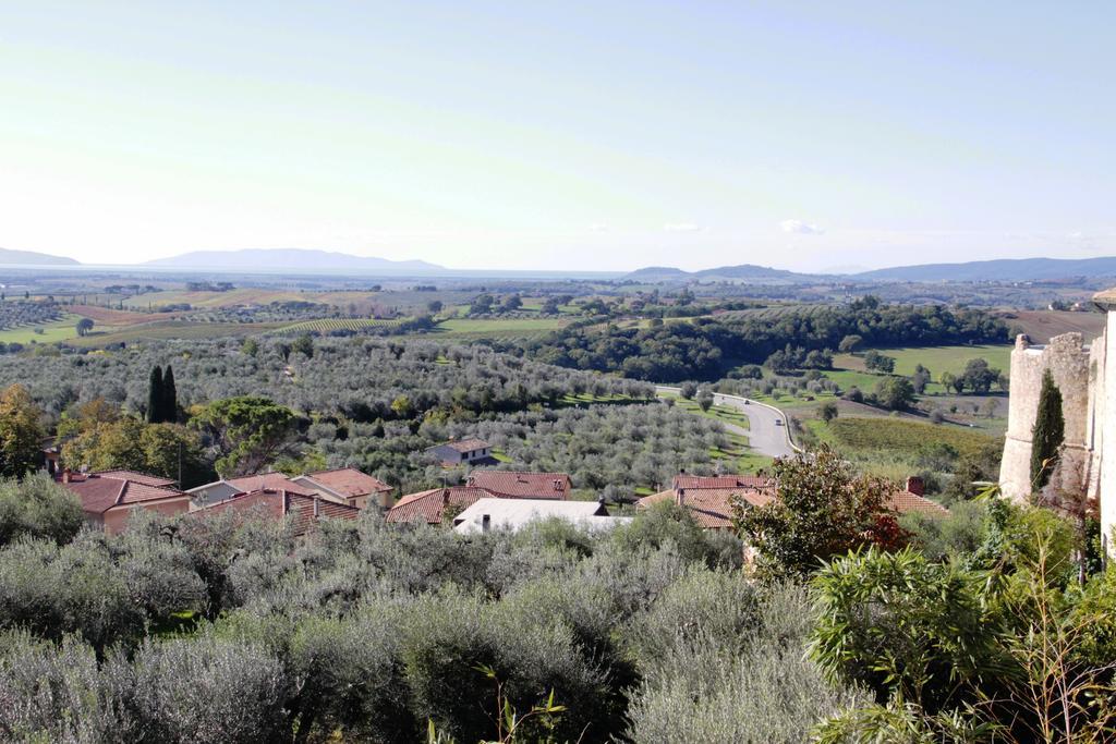 Locanda Delle Mura Anna De Croy Magliano in Toscana Exterior photo